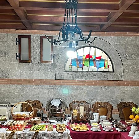 Brilant Antik Hotel Tirana Zewnętrze zdjęcie