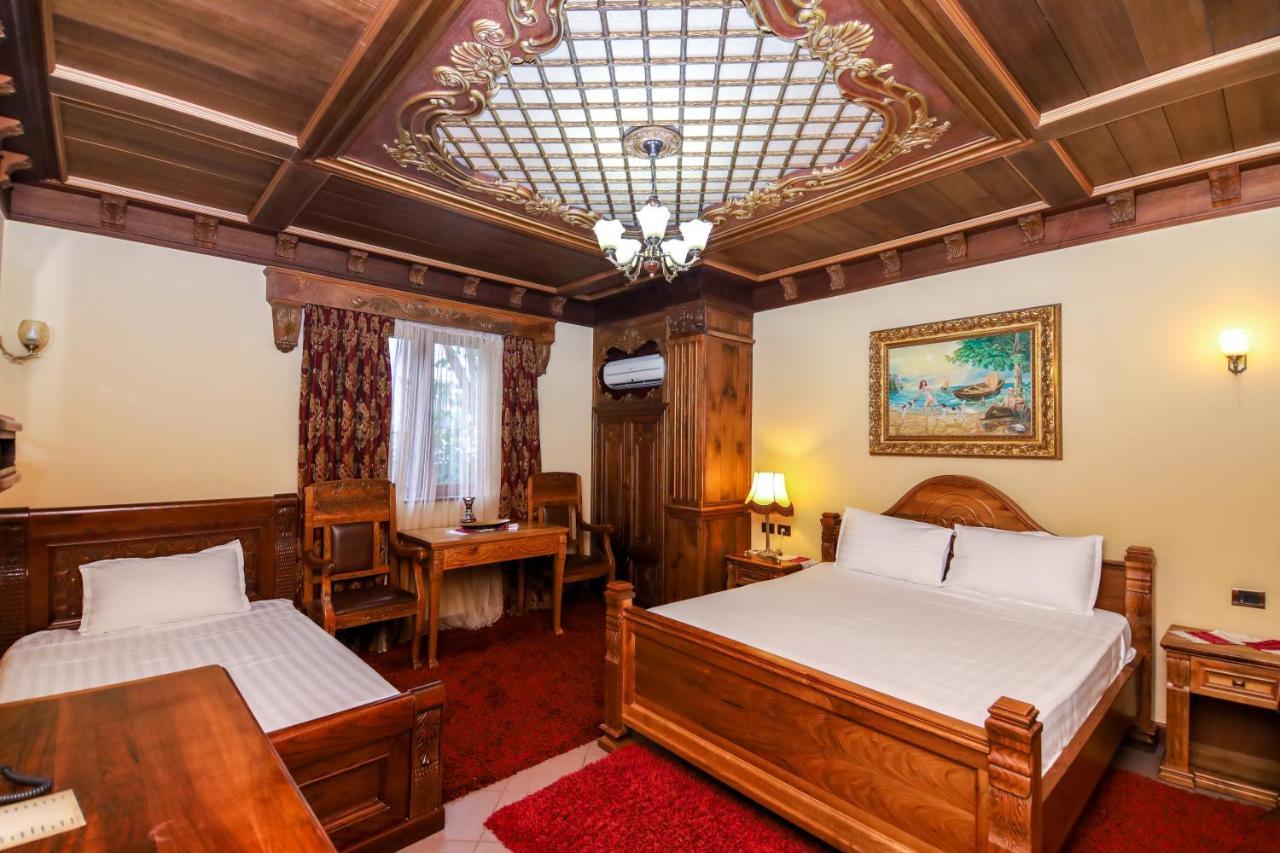 Brilant Antik Hotel Tirana Zewnętrze zdjęcie