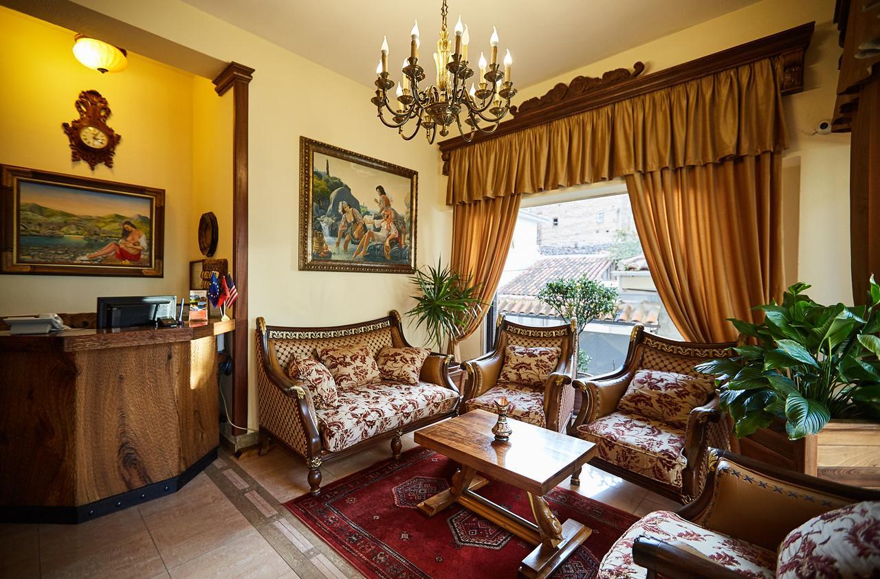 Brilant Antik Hotel Tirana Zewnętrze zdjęcie