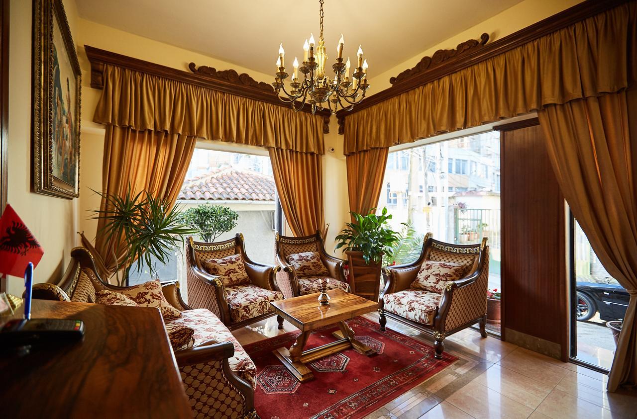 Brilant Antik Hotel Tirana Zewnętrze zdjęcie