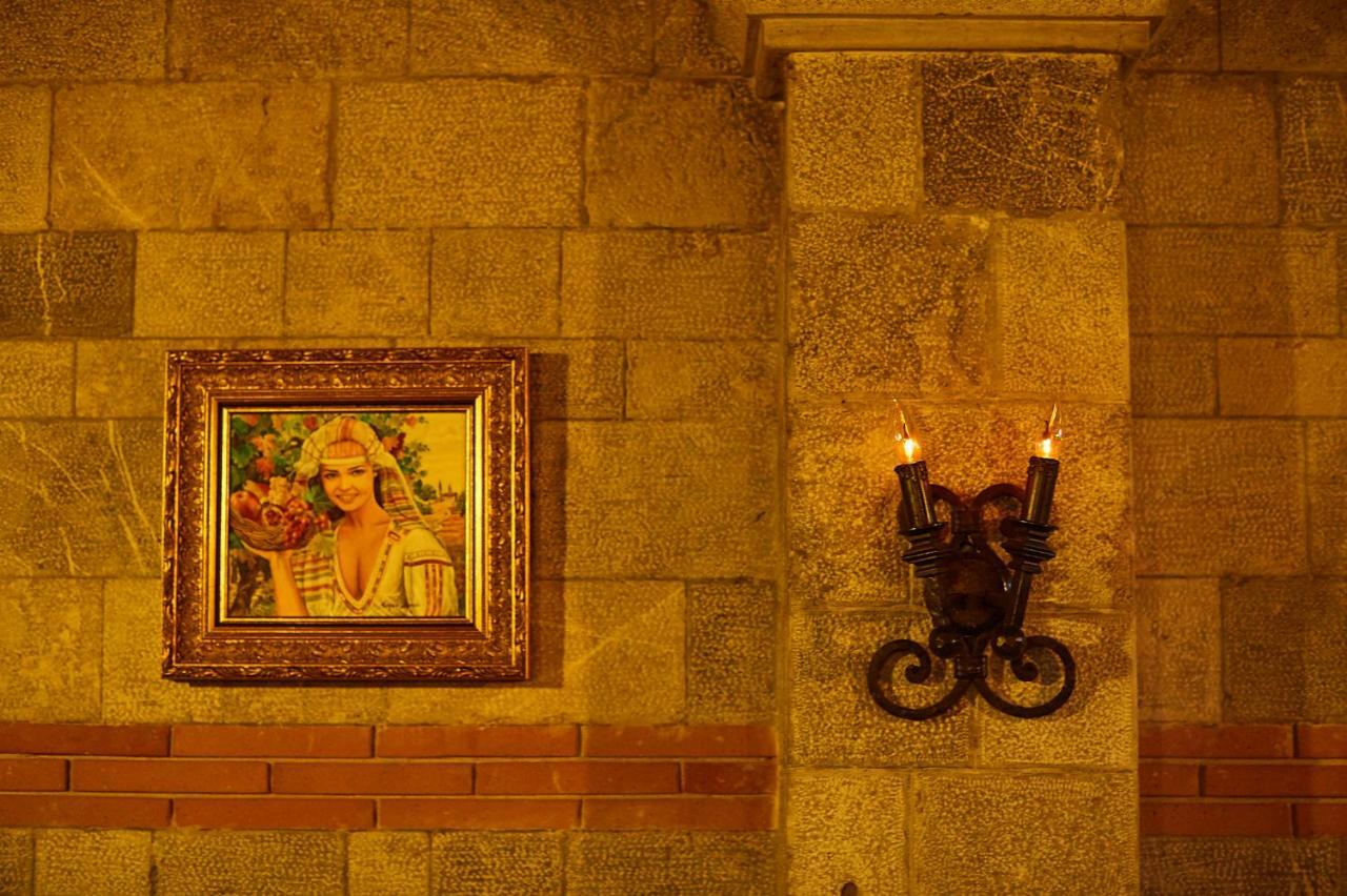 Brilant Antik Hotel Tirana Zewnętrze zdjęcie